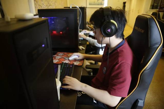 竞争门槛被 竞争门槛被